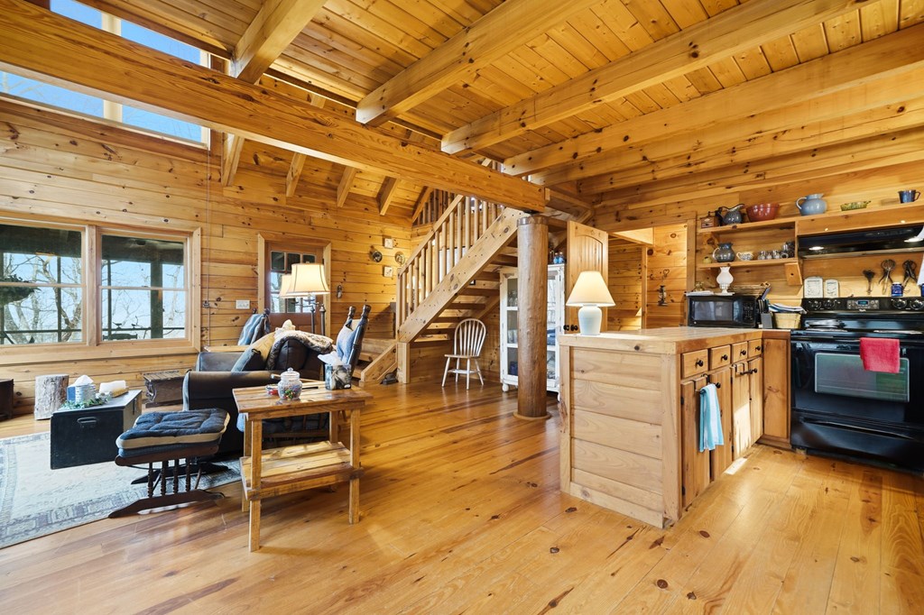 429423 Ellijay Residential