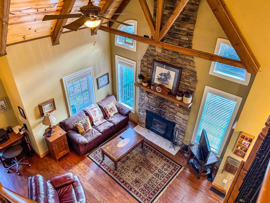 429432 Hayesville Residential