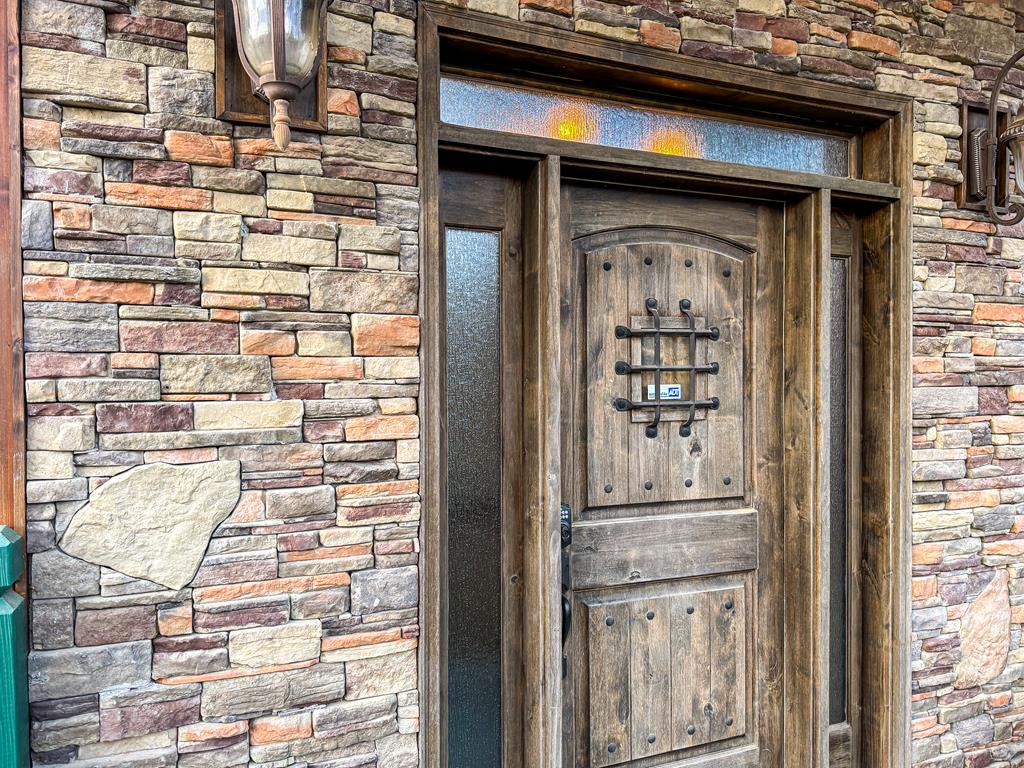 429432 Hayesville Residential