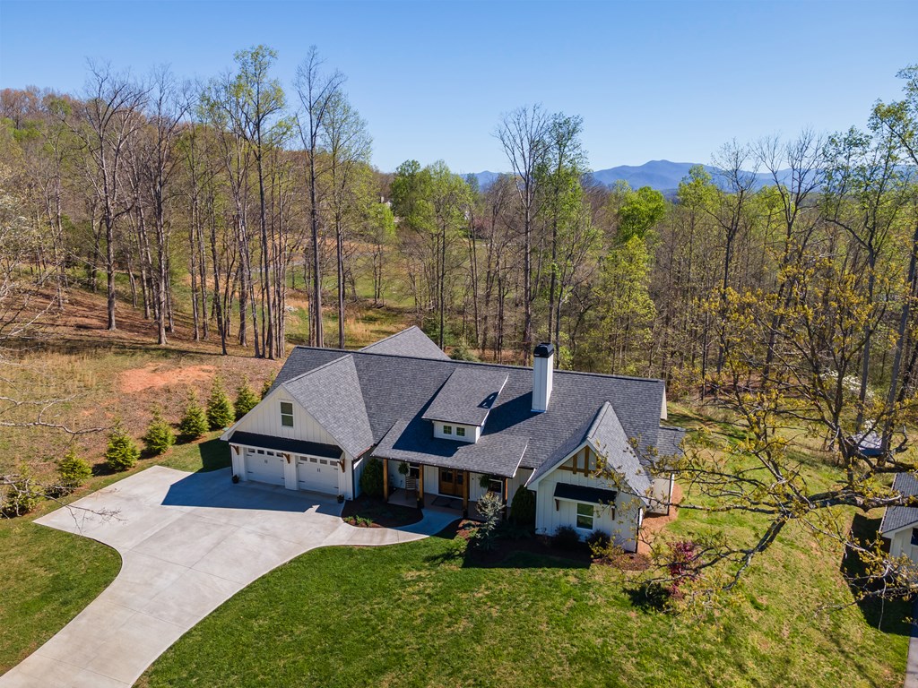 429435 Young Harris Residential