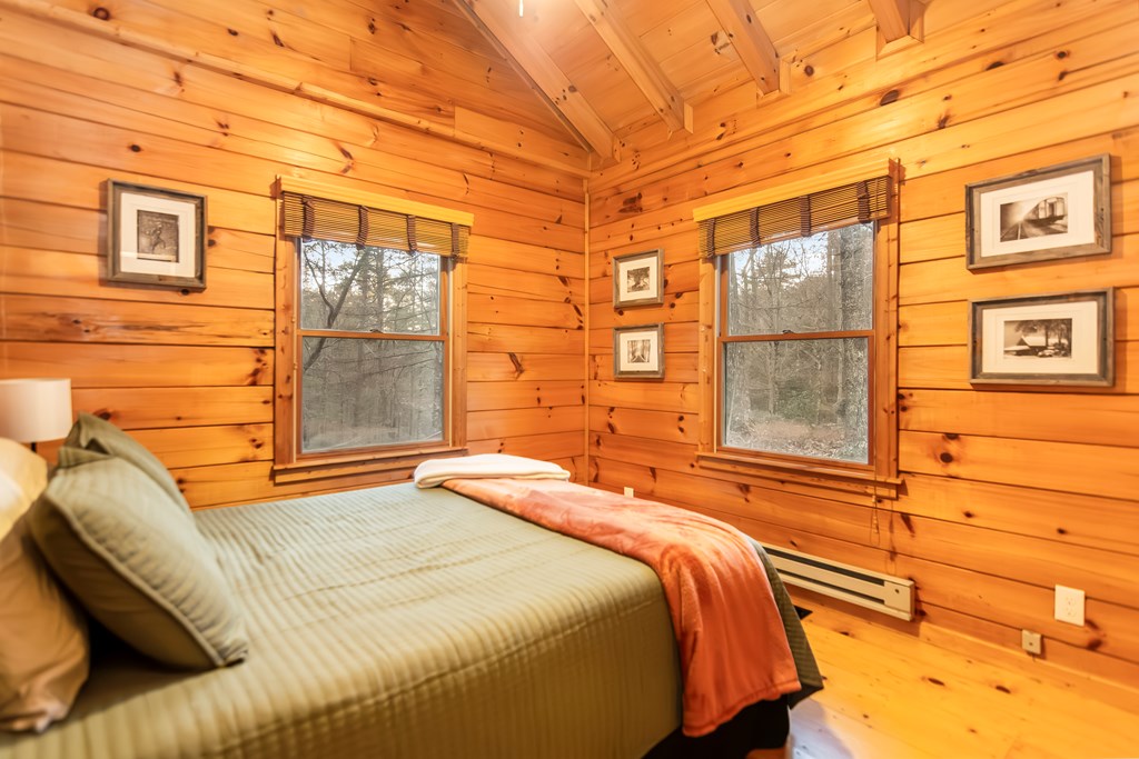 429440 Blue Ridge Residential