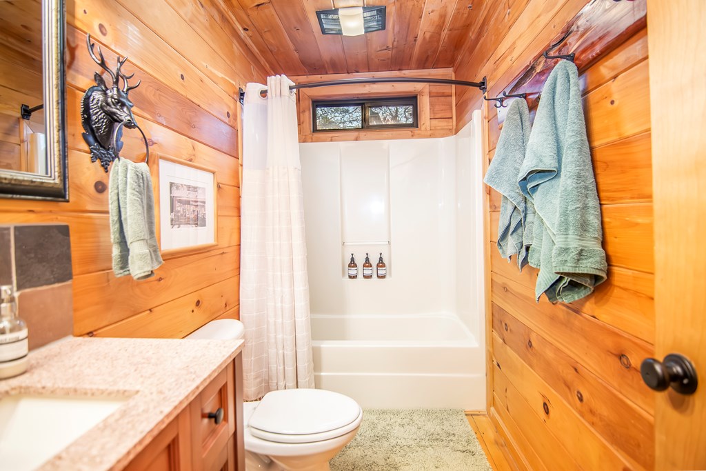 429440 Blue Ridge Residential