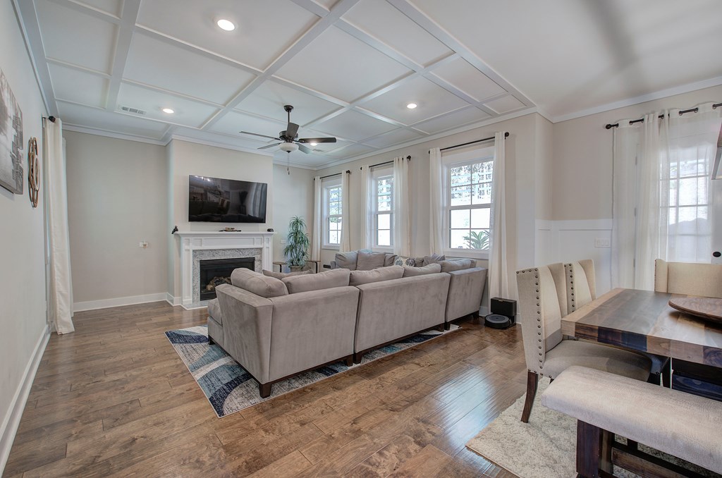 429447 Ball Ground Residential