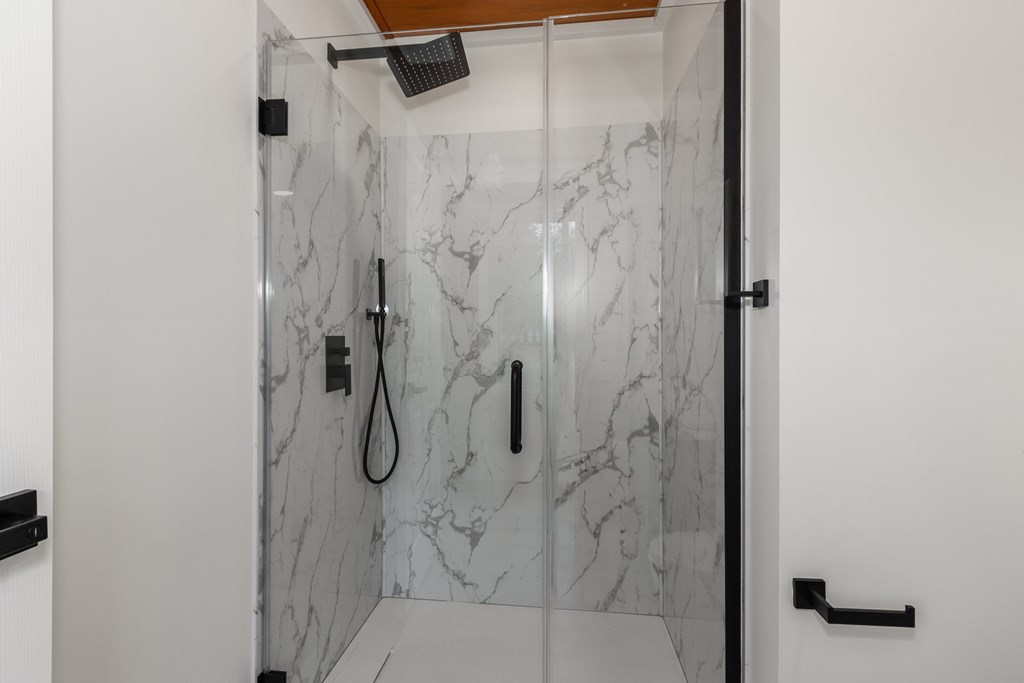 429449 Murphy Residential