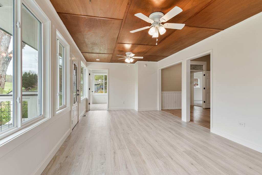 429449 Murphy Residential