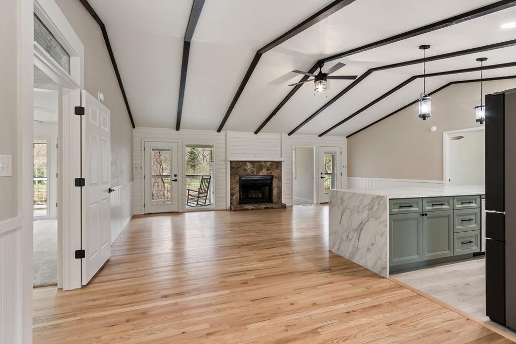 429449 Murphy Residential