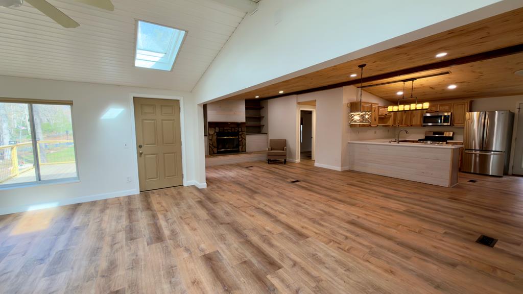 429451 Blairsville Residential