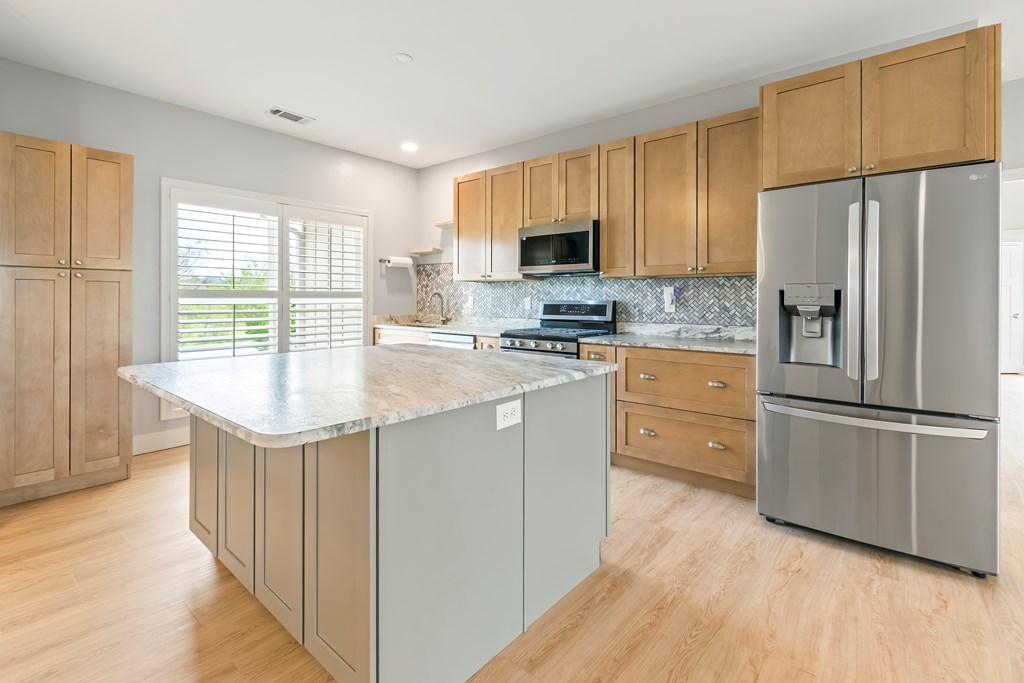 429452 Blairsville Residential