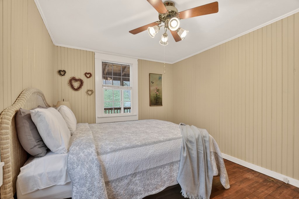 429453 Murphy Residential