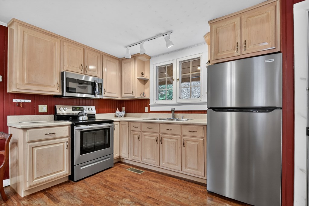 429453 Murphy Residential