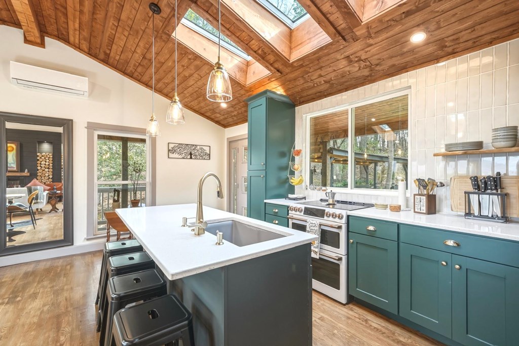 429457 Ellijay Residential