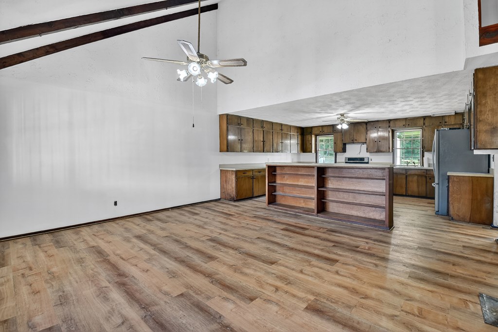 429463 Epworth Residential