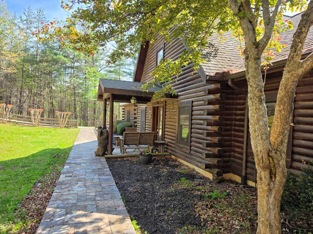 429468 Young Harris Residential