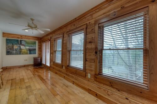 429468 Young Harris Residential