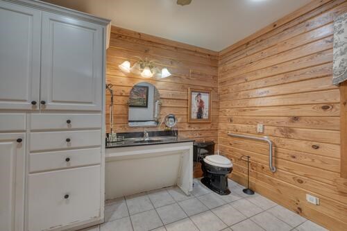 429468 Young Harris Residential