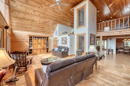 429468 Young Harris Residential