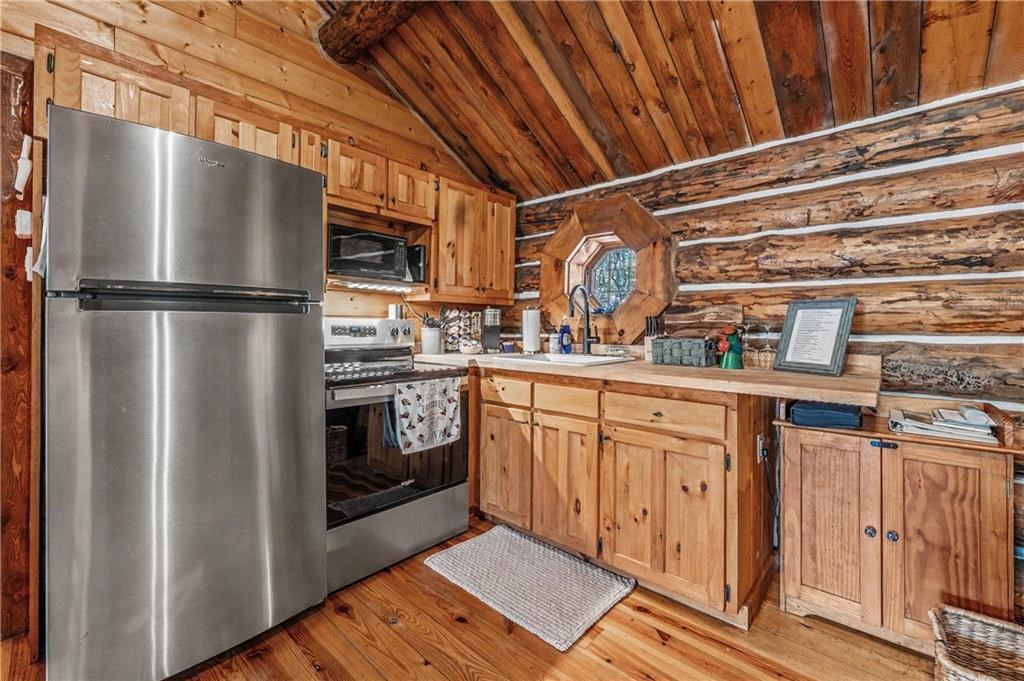 429470 Cherry Log Residential