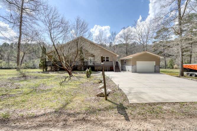 429474 Murphy Residential