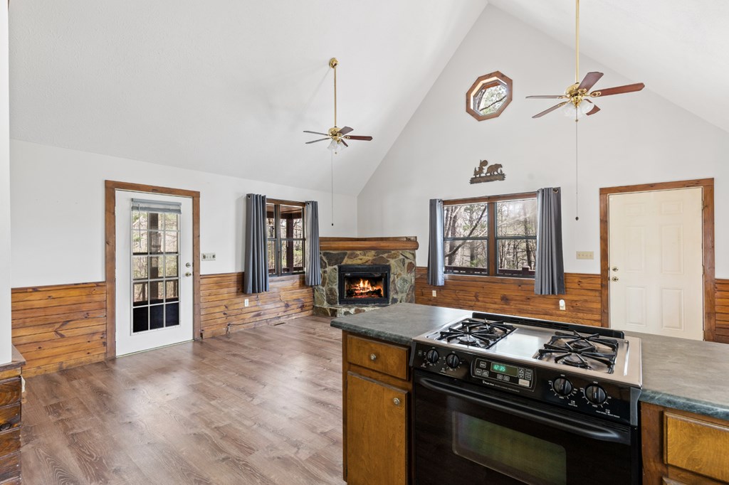 429477 Morganton Residential