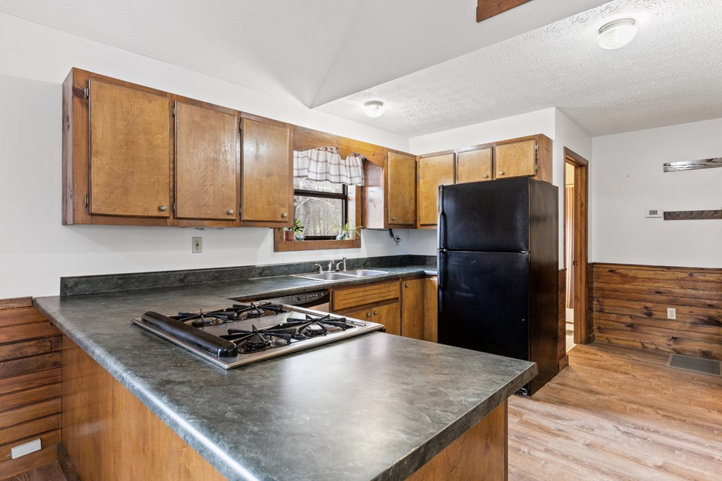 429477 Morganton Residential