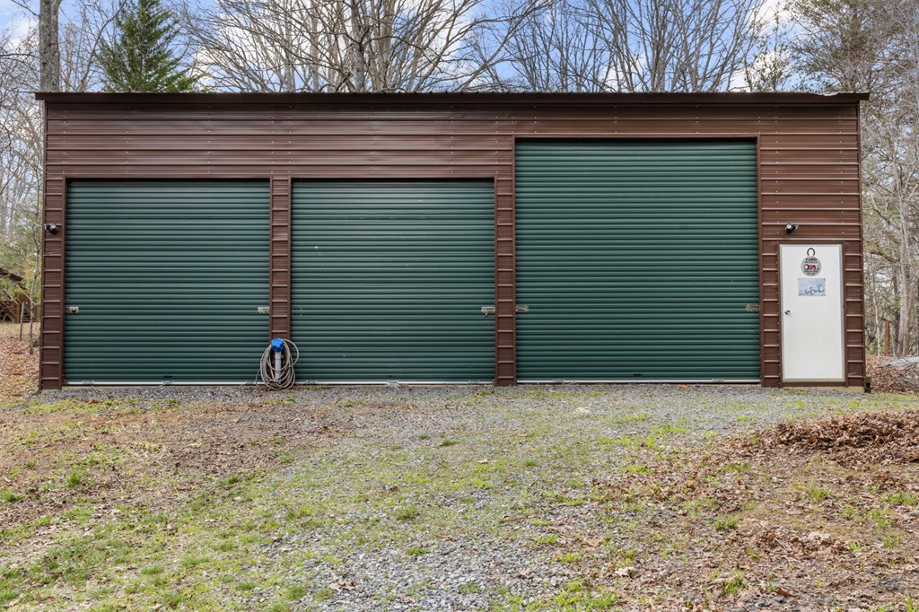 429477 Morganton Residential