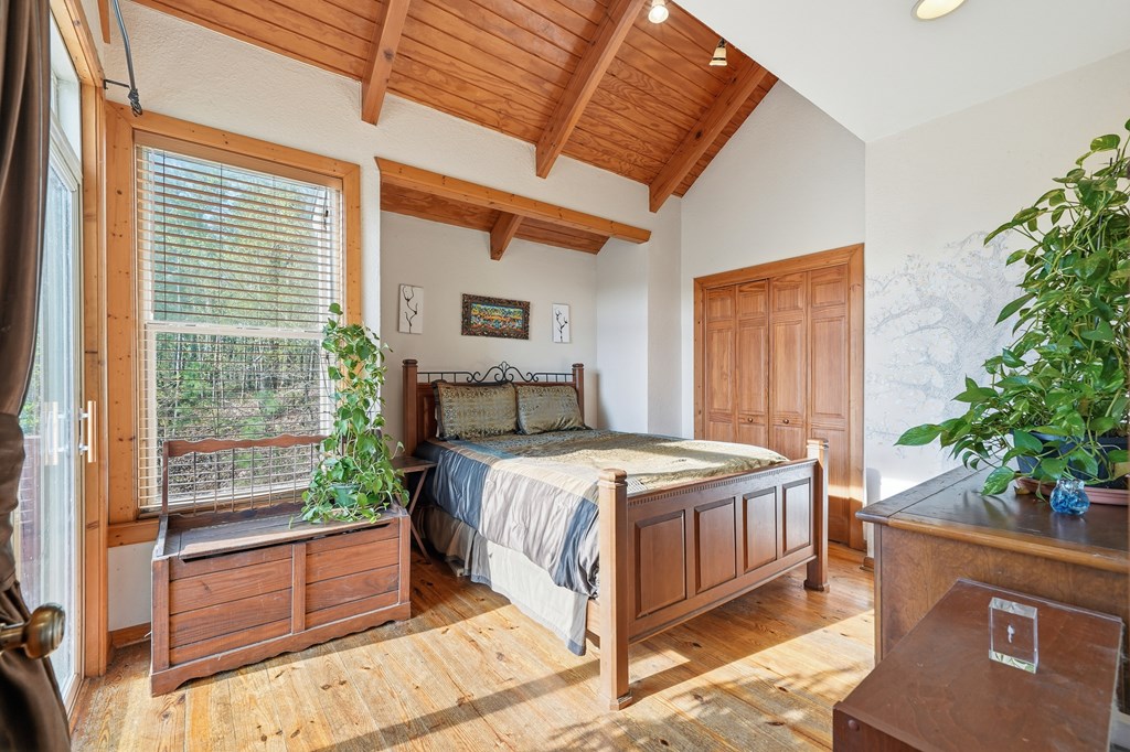 429480 Ranger Residential