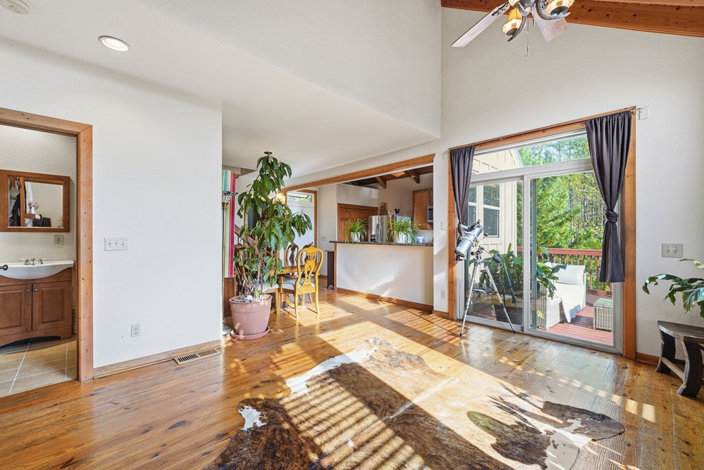 429480 Ranger Residential