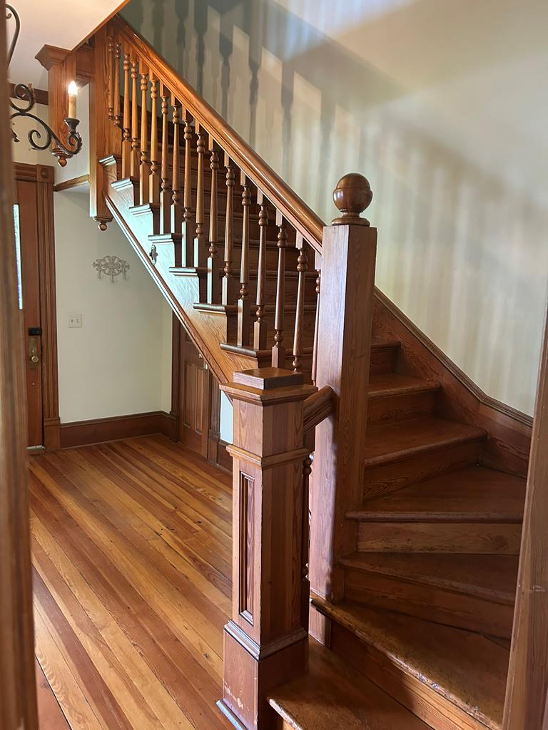 429486 Blue Ridge Residential