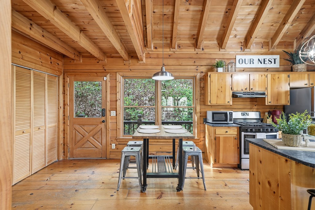 429487 Cherry Log Residential