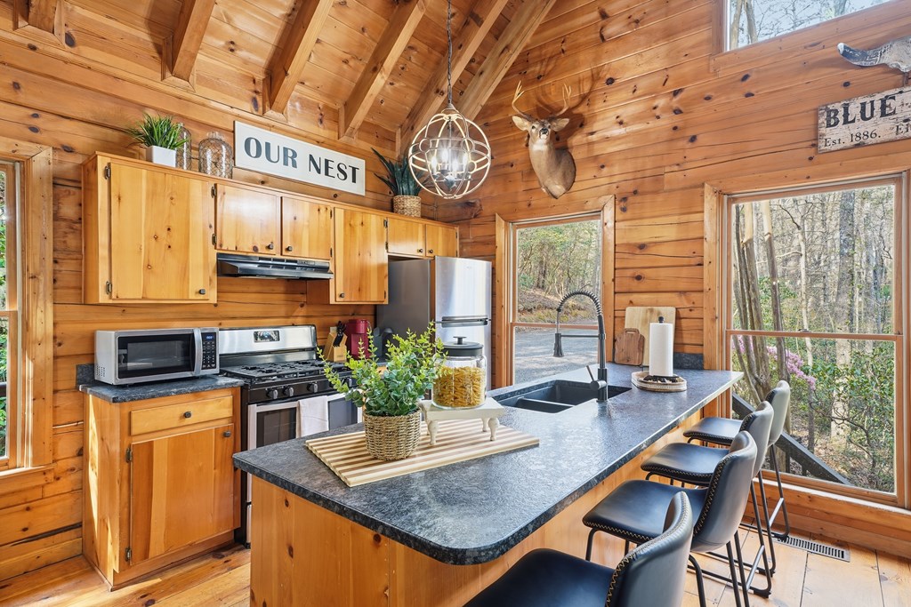 429487 Cherry Log Residential