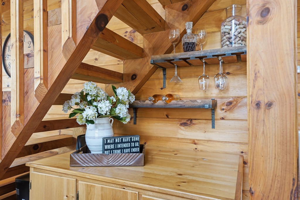 429487 Cherry Log Residential