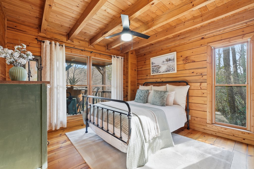 429487 Cherry Log Residential