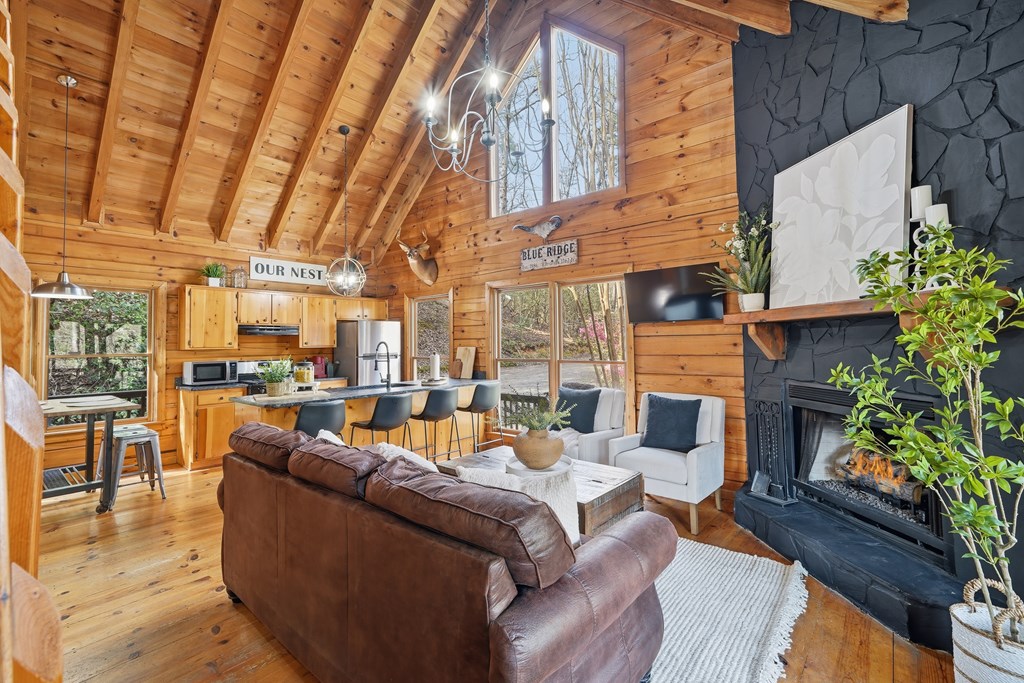 429487 Cherry Log Residential