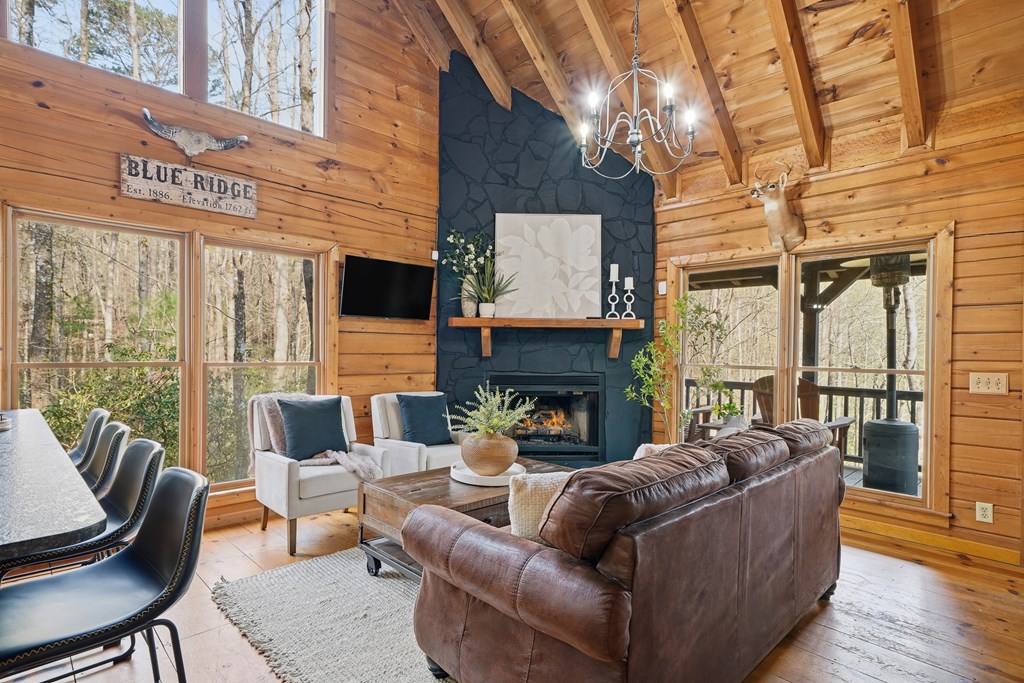 429487 Cherry Log Residential