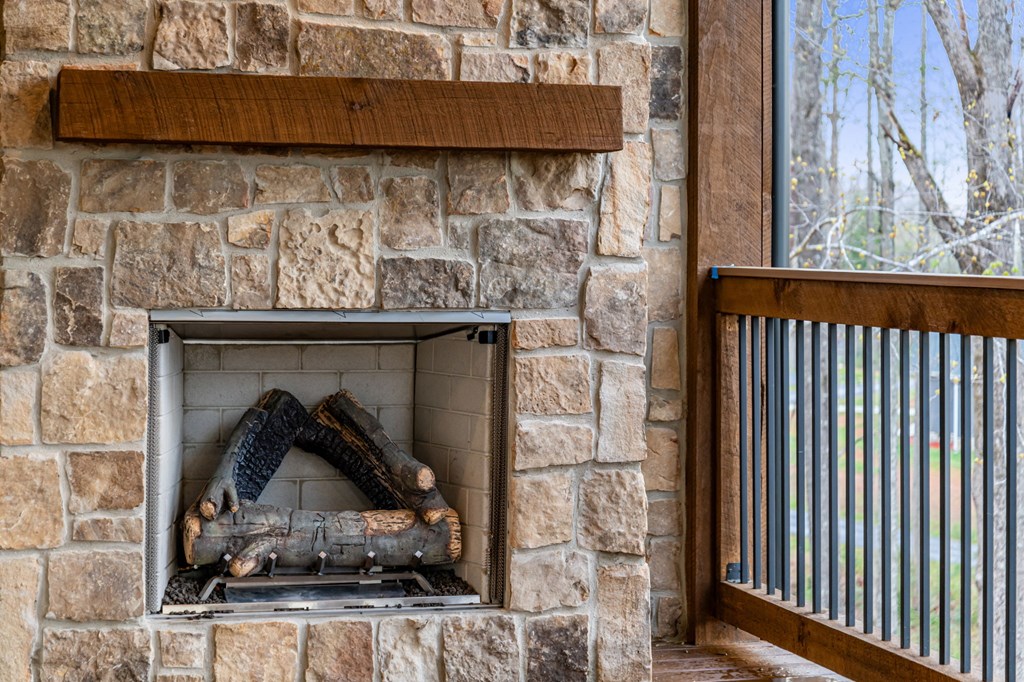 429488 Blairsville Residential