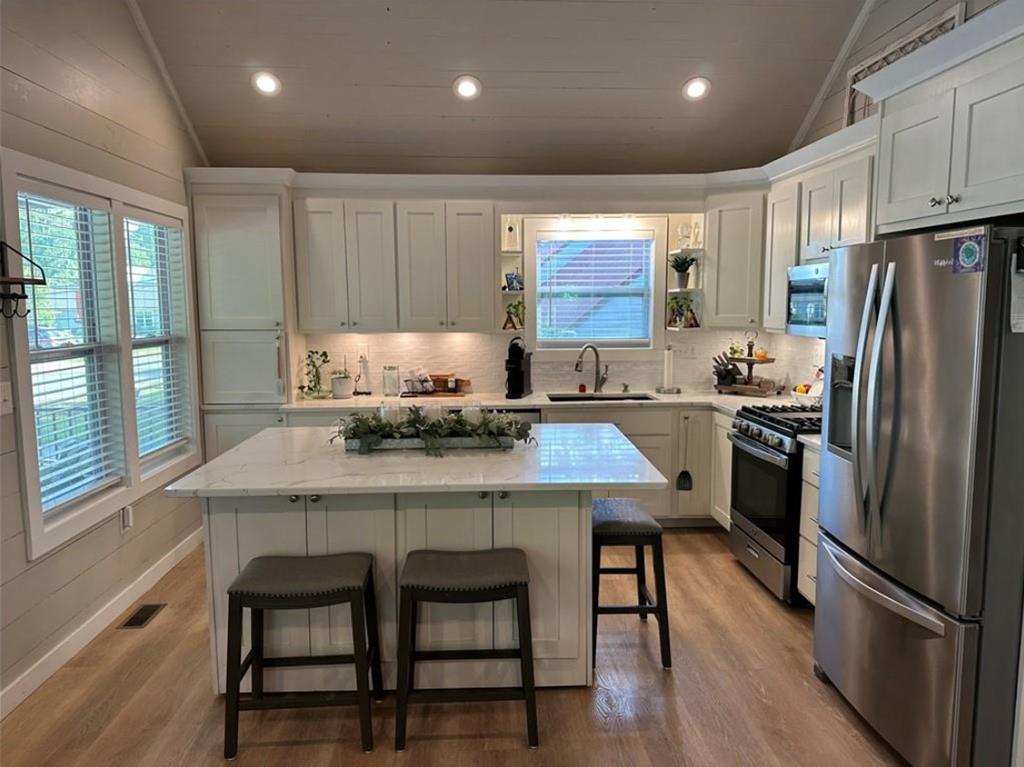 429491 Blue Ridge Residential