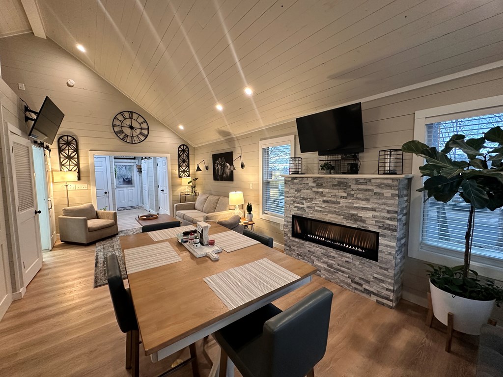 429491 Blue Ridge Residential