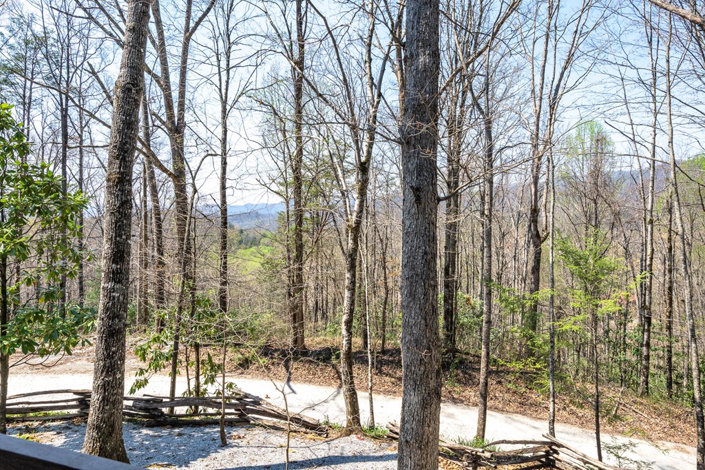 429493 Andrews Residential