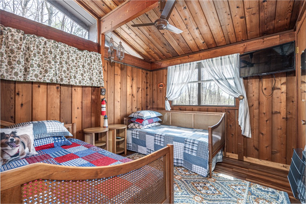 429493 Andrews Residential