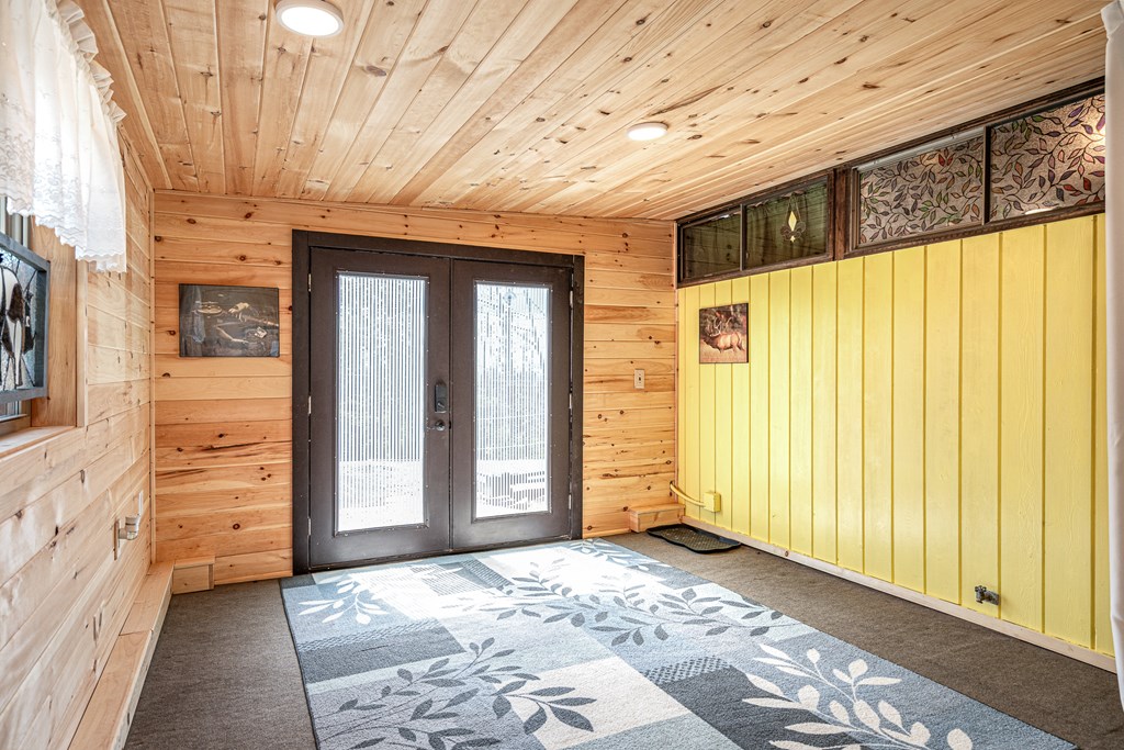 429493 Andrews Residential