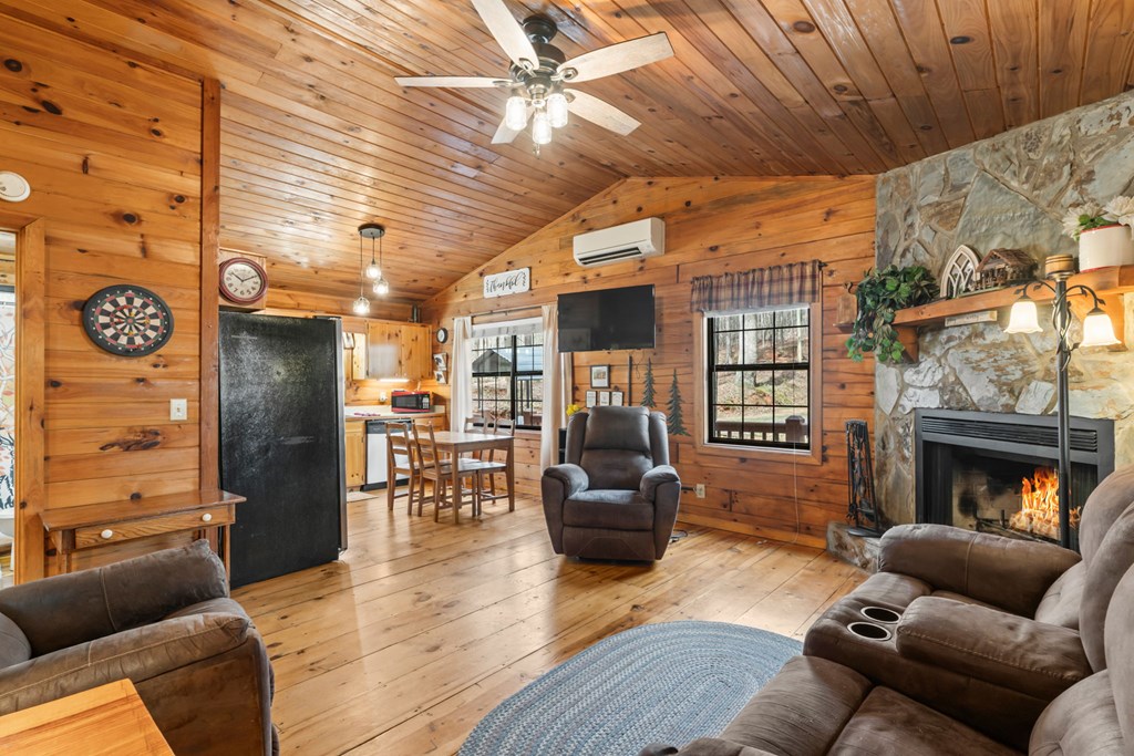 429496 Blue Ridge Residential