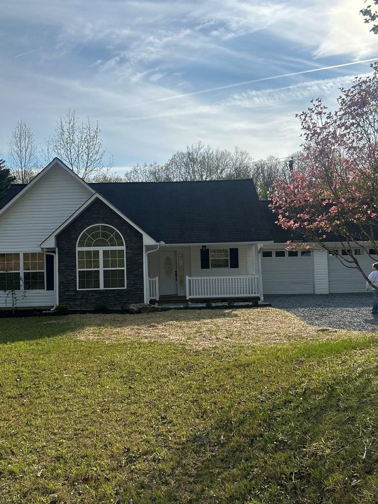 429497 Blue Ridge Residential