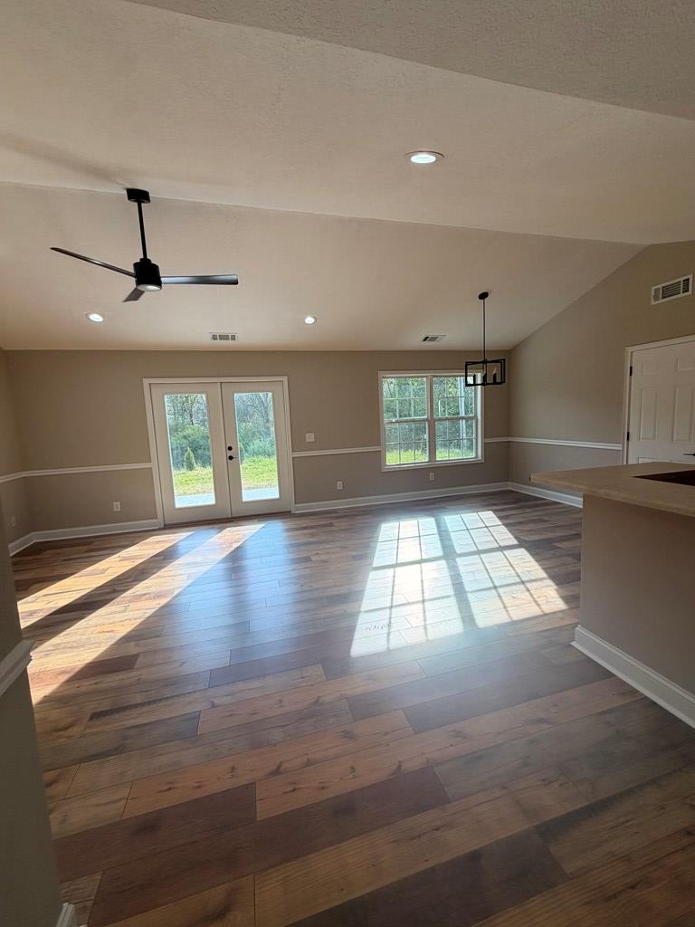 429497 Blue Ridge Residential