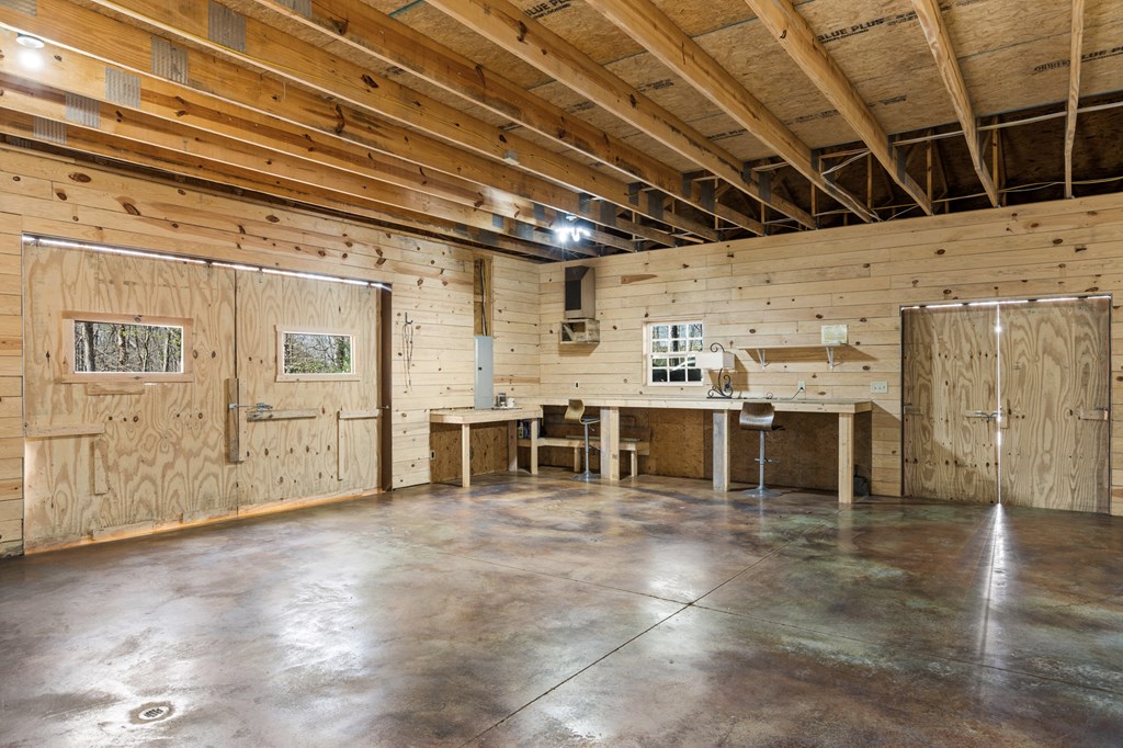 429498 Mineral Bluff Residential