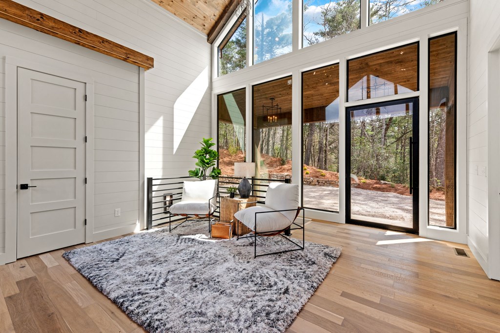 429499 Cherry Log Residential