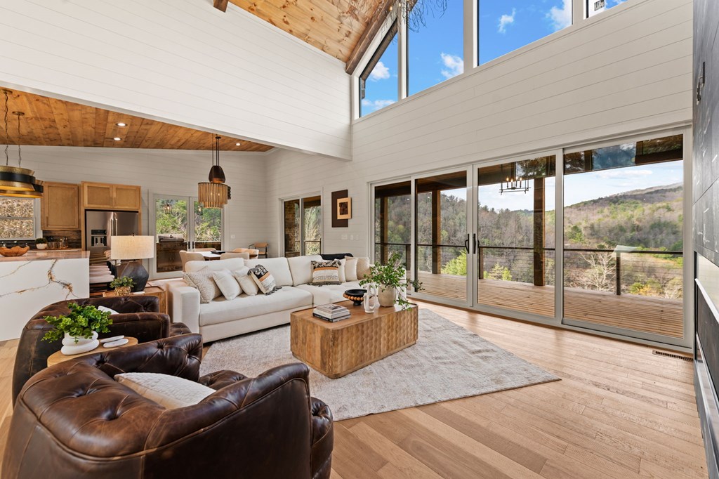 429499 Cherry Log Residential