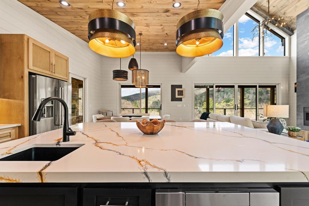 429499 Cherry Log Residential