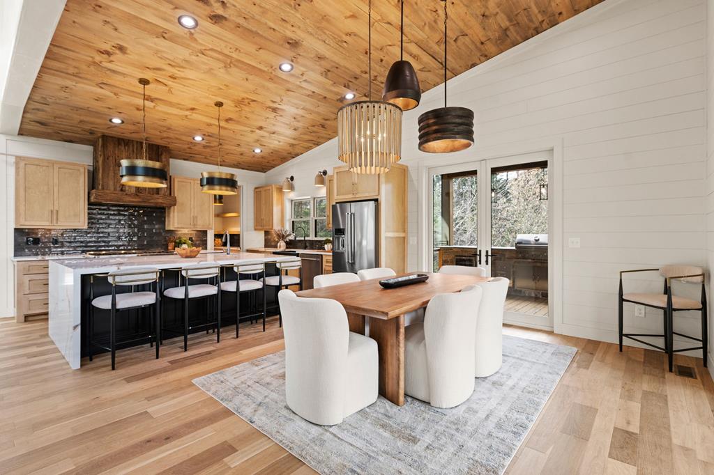 429499 Cherry Log Residential