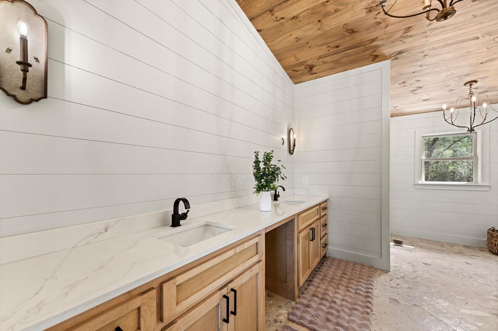 429499 Cherry Log Residential