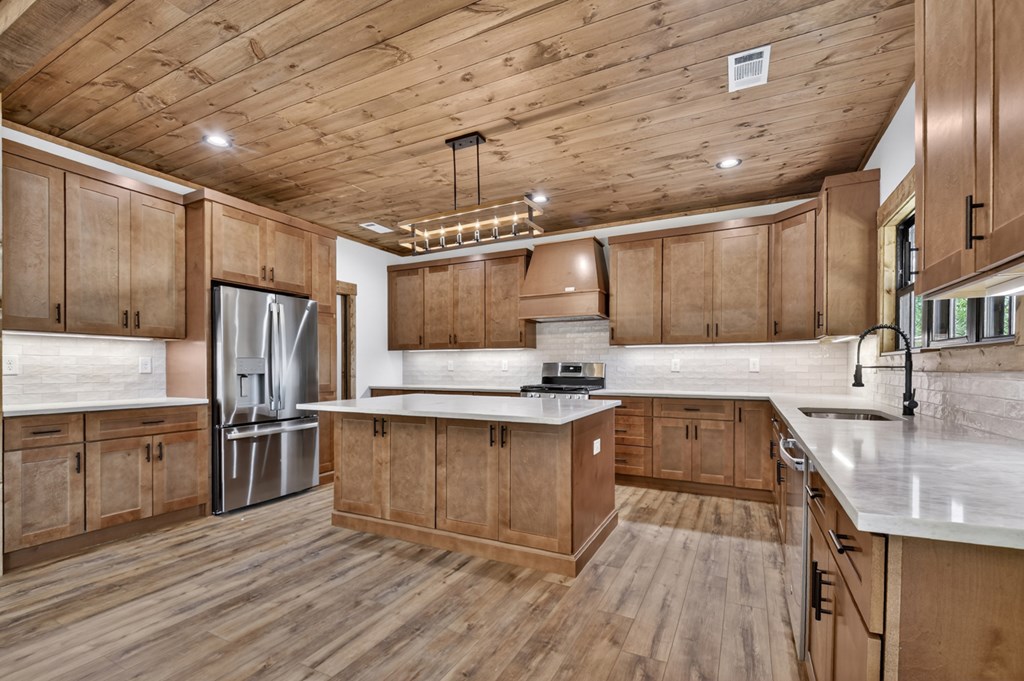 429501 Blue Ridge Residential